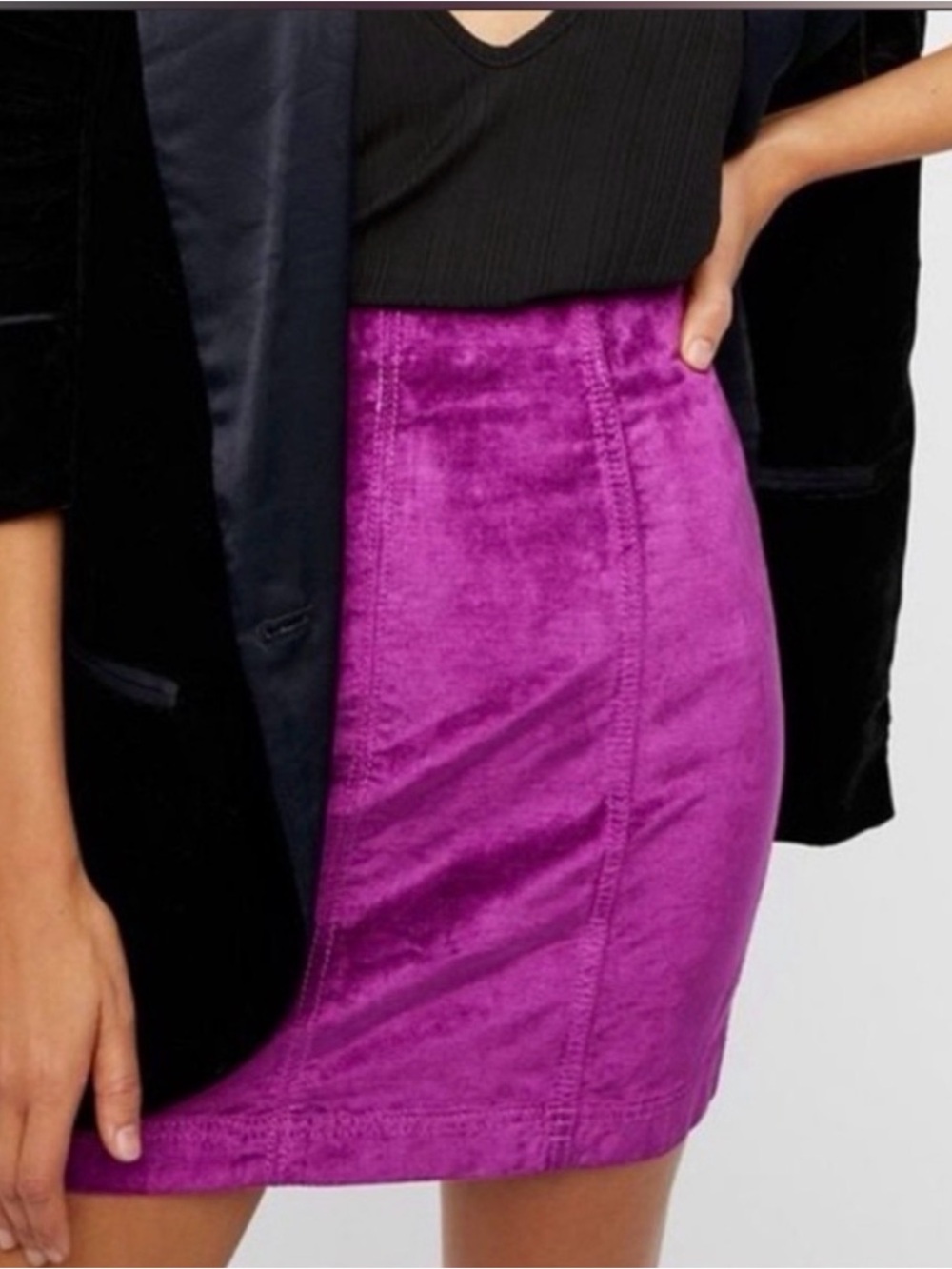 Free People Modern Femme Velvet Mini Skirt Raspberry Size 6
